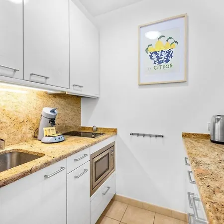 Letoile De -vue Exceptionnelle -centre マントン